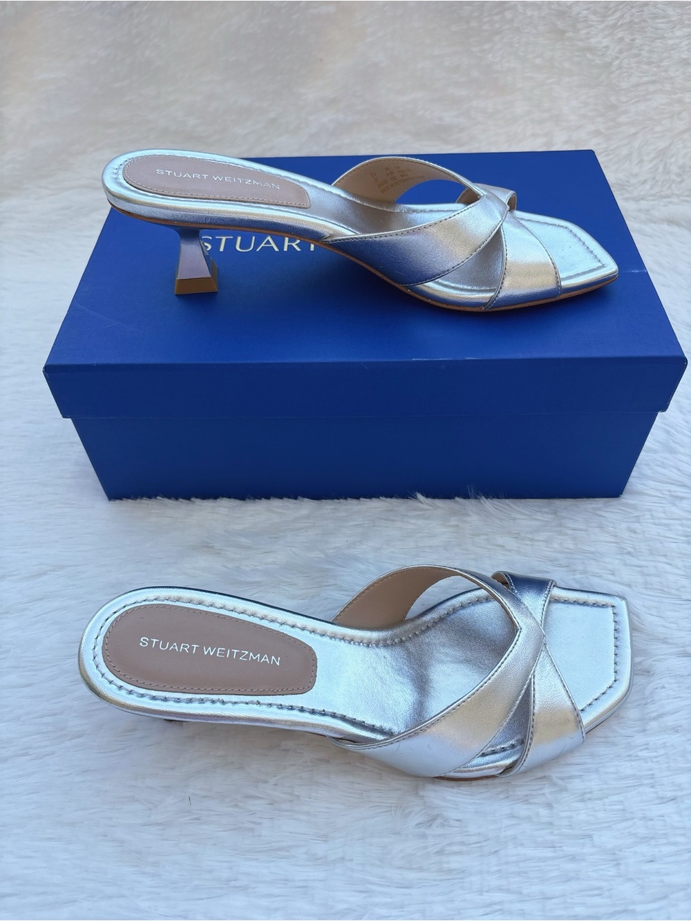 Stuart Weitzman Women's Miami 50 Slide Sandal - Picture 2 of 5